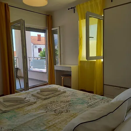 Apartment Stella Krk Town